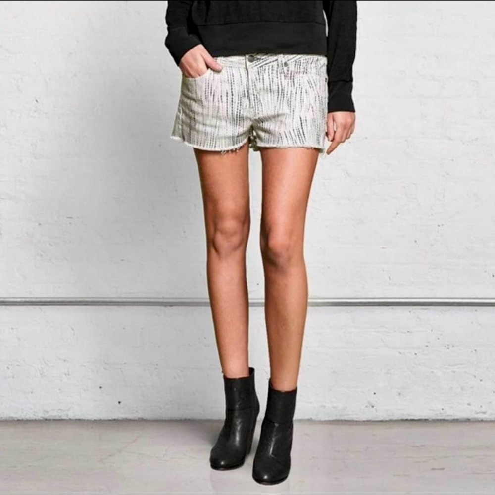 New Rag & Bone size 25 Riptide shorts